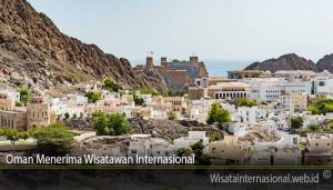Oman Menerima Wisatawan Internasional